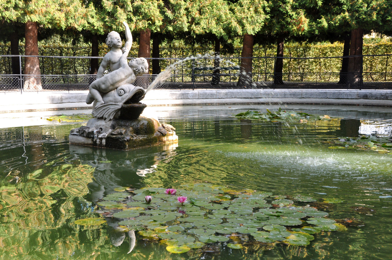  |Brunnen im Schlosspark